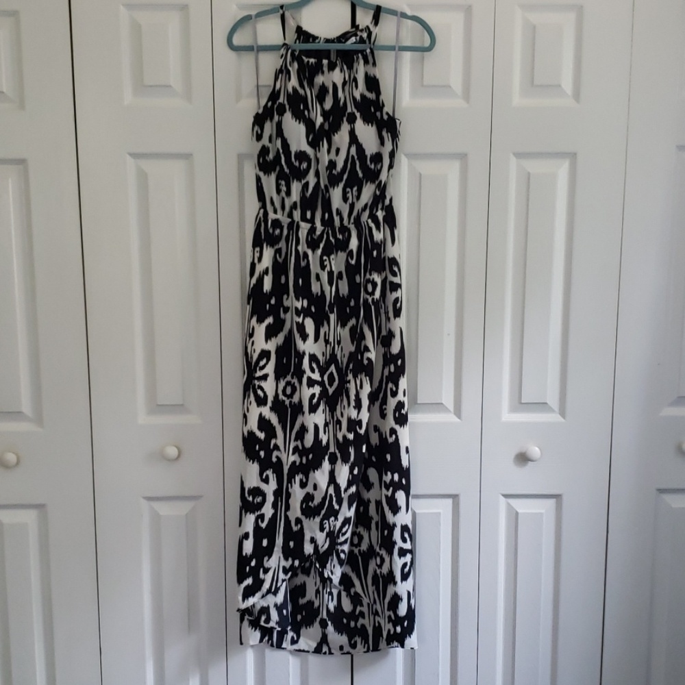Athleta Adjustable Halter Maxidress w/ slit sz M